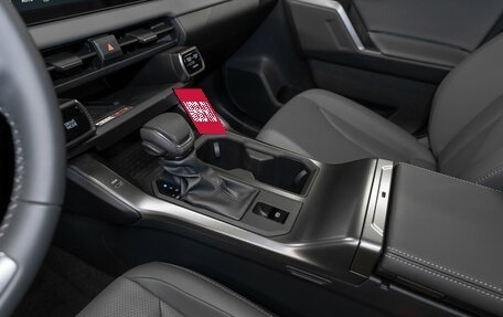 Toyota RAV4, 2026 год, 4 550 000 рублей, 17 фотография