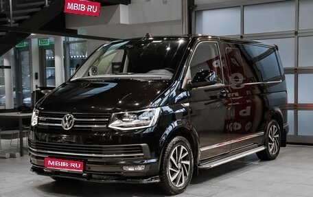 Volkswagen Multivan T6 рестайлинг, 2018 год, 5 200 000 рублей, 1 фотография