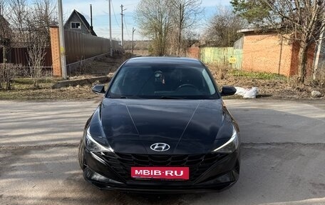 Hyundai Elantra, 2021 год, 2 150 000 рублей, 2 фотография