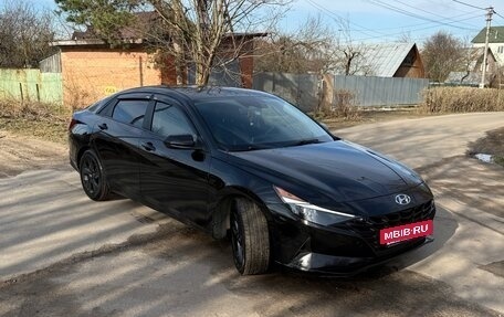 Hyundai Elantra, 2021 год, 2 150 000 рублей, 3 фотография