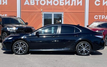 Toyota Camry, 2018 год, 2 750 000 рублей, 8 фотография