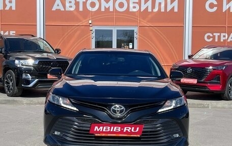Toyota Camry, 2018 год, 2 750 000 рублей, 2 фотография