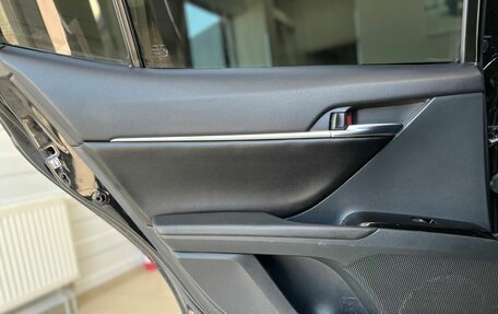 Toyota Camry, 2018 год, 2 750 000 рублей, 29 фотография