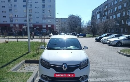 Renault Logan II, 2016 год, 585 000 рублей, 8 фотография