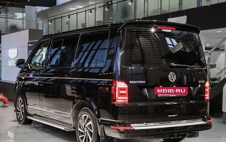 Volkswagen Multivan T6 рестайлинг, 2018 год, 5 200 000 рублей, 6 фотография