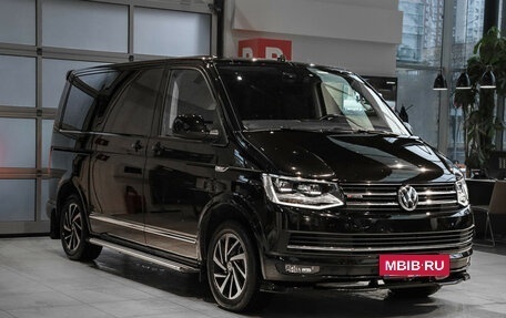 Volkswagen Multivan T6 рестайлинг, 2018 год, 5 200 000 рублей, 3 фотография
