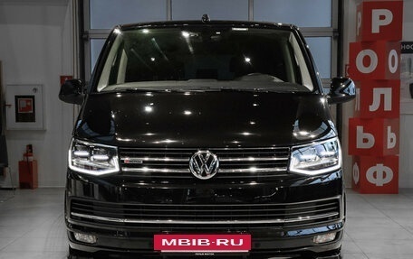 Volkswagen Multivan T6 рестайлинг, 2018 год, 5 200 000 рублей, 2 фотография