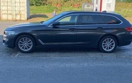 BMW 5 серия, 2019 год, 2 550 000 рублей, 2 фотография