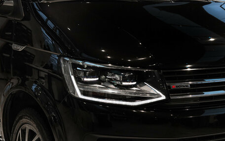 Volkswagen Multivan T6 рестайлинг, 2018 год, 5 200 000 рублей, 25 фотография