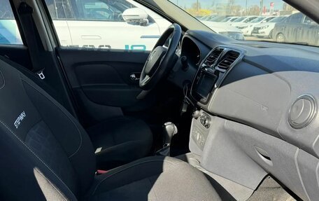 Renault Sandero II рестайлинг, 2015 год, 1 055 000 рублей, 12 фотография