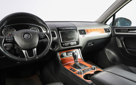 Volkswagen Touareg III, 2010 год, 1 949 000 рублей, 12 фотография