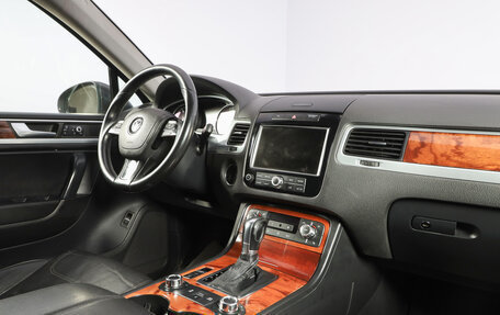 Volkswagen Touareg III, 2010 год, 1 949 000 рублей, 19 фотография