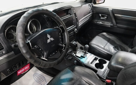 Mitsubishi Pajero IV, 2011 год, 1 669 000 рублей, 26 фотография