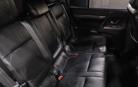 Mitsubishi Pajero IV, 2011 год, 1 669 000 рублей, 37 фотография