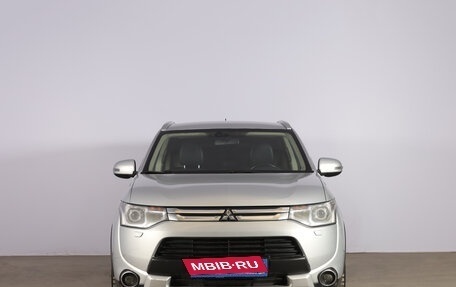 Mitsubishi Outlander III рестайлинг 3, 2014 год, 1 899 000 рублей, 2 фотография
