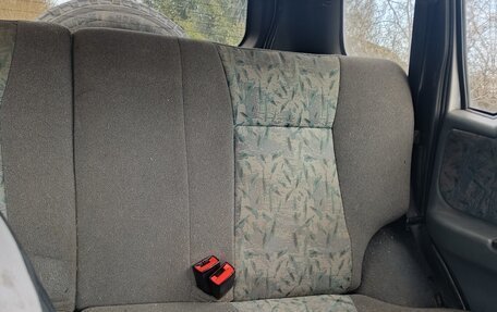 Chevrolet Niva I рестайлинг, 2004 год, 300 000 рублей, 1 фотография