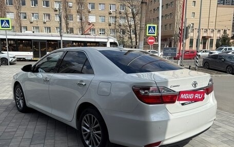 Toyota Camry, 2017 год, 2 500 000 рублей, 7 фотография