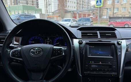 Toyota Camry, 2017 год, 2 500 000 рублей, 19 фотография