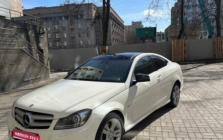 Mercedes-Benz C-Класс, 2011 год, 1 370 000 рублей, 1 фотография