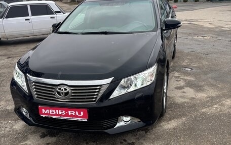 Toyota Camry, 2012 год, 2 000 000 рублей, 1 фотография