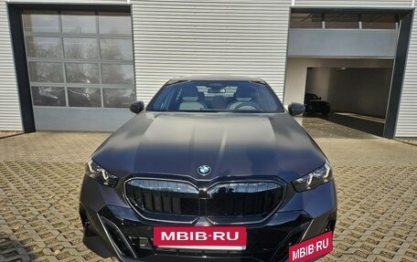 BMW 5 серия, 2026 год, 12 800 000 рублей, 2 фотография