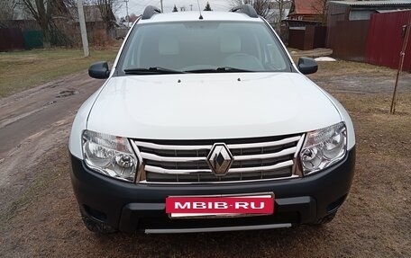 Renault Duster I рестайлинг, 2014 год, 1 000 000 рублей, 4 фотография