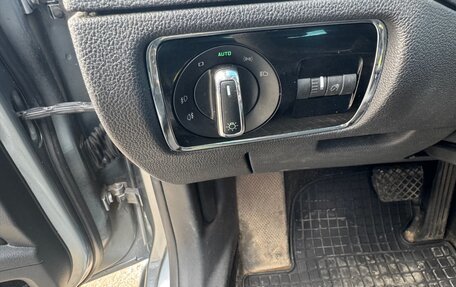 Skoda Superb III рестайлинг, 2010 год, 1 350 000 рублей, 9 фотография