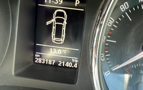 Skoda Superb III рестайлинг, 2010 год, 1 350 000 рублей, 17 фотография