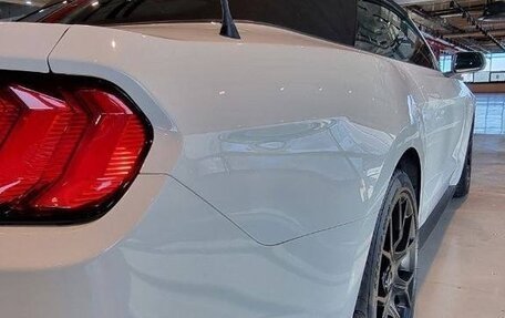 Ford Mustang VI рестайлинг, 2021 год, 5 999 999 рублей, 6 фотография