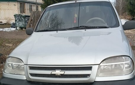 Chevrolet Niva I рестайлинг, 2004 год, 300 000 рублей, 7 фотография