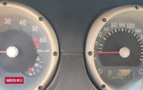 Volkswagen Polo III рестайлинг, 2000 год, 230 000 рублей, 5 фотография