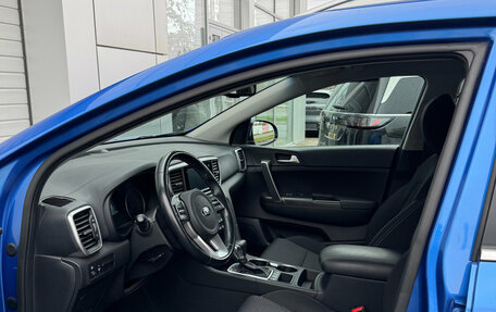 KIA Sportage IV рестайлинг, 2019 год, 2 400 000 рублей, 14 фотография