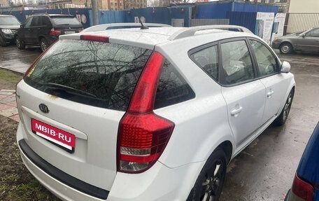 KIA cee'd I рестайлинг, 2011 год, 800 000 рублей, 5 фотография