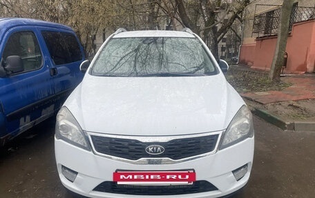 KIA cee'd I рестайлинг, 2011 год, 800 000 рублей, 2 фотография