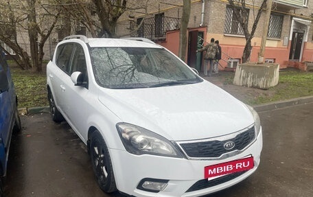 KIA cee'd I рестайлинг, 2011 год, 800 000 рублей, 3 фотография