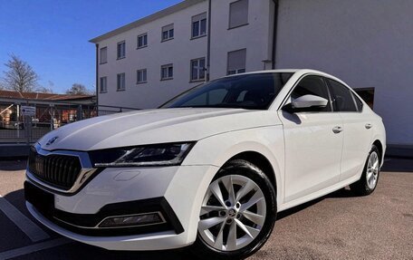 Skoda Octavia IV, 2021 год, 1 750 000 рублей, 3 фотография