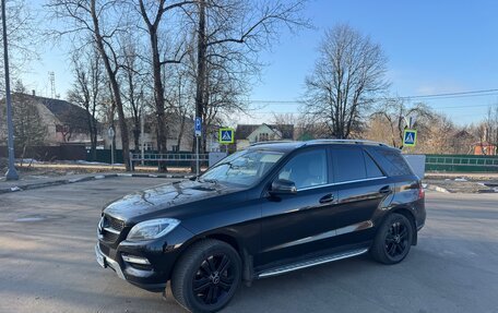 Mercedes-Benz M-Класс, 2013 год, 2 400 000 рублей, 2 фотография