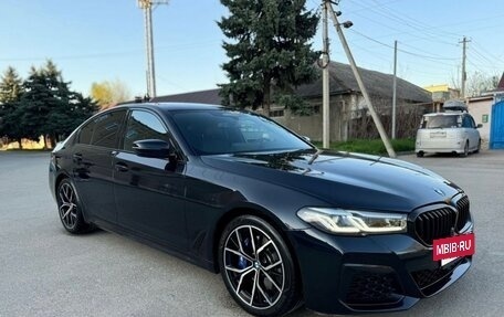 BMW 5 серия, 2023 год, 5 870 000 рублей, 2 фотография