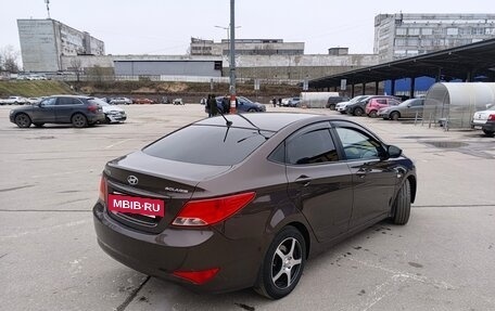 Hyundai Solaris II рестайлинг, 2015 год, 800 000 рублей, 29 фотография