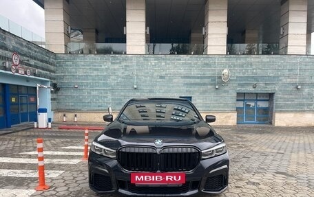 BMW 7 серия, 2019 год, 4 700 000 рублей, 3 фотография