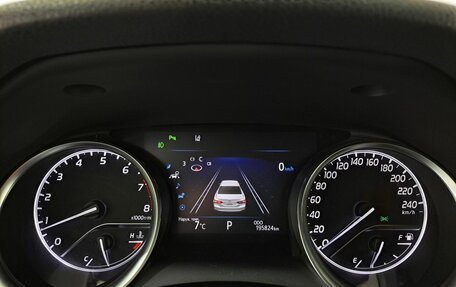 Toyota Camry, 2018 год, 2 700 000 рублей, 13 фотография