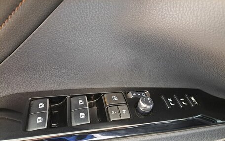 Toyota Camry, 2018 год, 2 700 000 рублей, 19 фотография