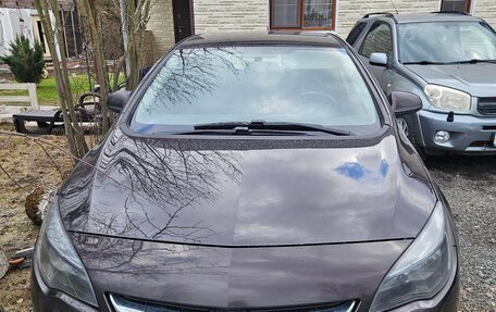 Opel Astra J, 2014 год, 770 000 рублей, 1 фотография