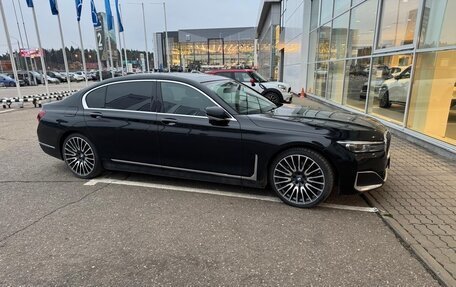 BMW 7 серия, 2019 год, 5 450 000 рублей, 2 фотография