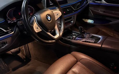 BMW 7 серия, 2019 год, 5 450 000 рублей, 11 фотография