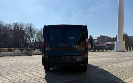 Renault Trafic, 2019 год, 2 650 000 рублей, 2 фотография