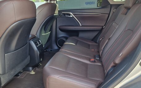 Lexus RX IV рестайлинг, 2021 год, 5 889 000 рублей, 6 фотография