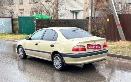 Toyota Avensis III рестайлинг, 2001 год, 185 000 рублей, 3 фотография