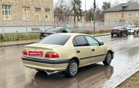 Toyota Avensis III рестайлинг, 2001 год, 185 000 рублей, 6 фотография