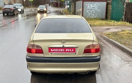 Toyota Avensis III рестайлинг, 2001 год, 185 000 рублей, 12 фотография